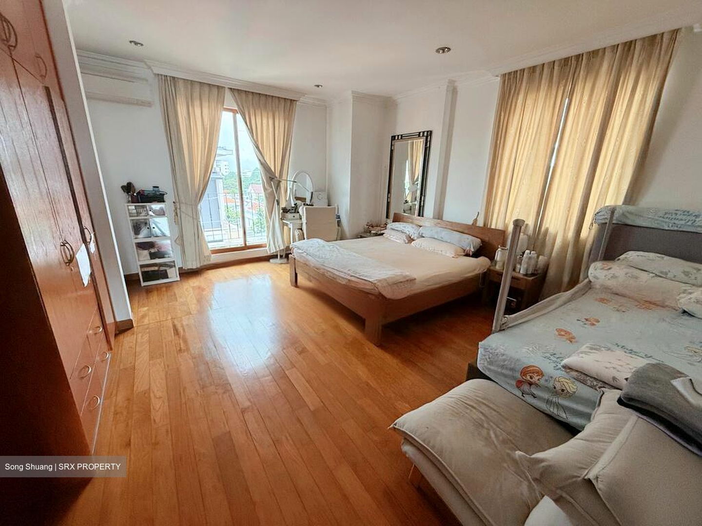 Eng Kong Park (D21), Terrace #470544591